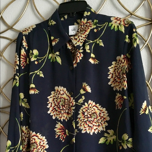 CAbi Tops - NEW BEAUTIFUL CABI BLOUSE